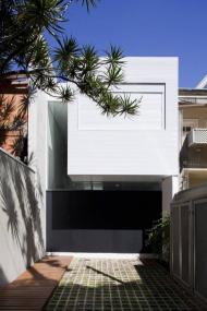 CASA - CÔNG TRÌNH TẬN DỤNG KHÔNG GIAN NHỎ MỘT CÁCH SÁNG TẠO VỚI MẶT TIỀN VỎN VẸN 4M